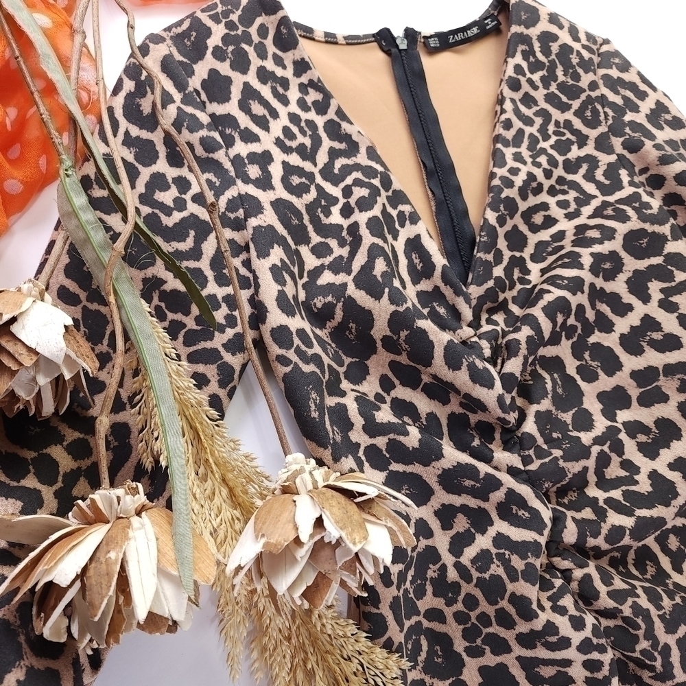 Zara Panther Print Rouged Front and Sleeve Dress Sz Xs - Picture 2 of 13